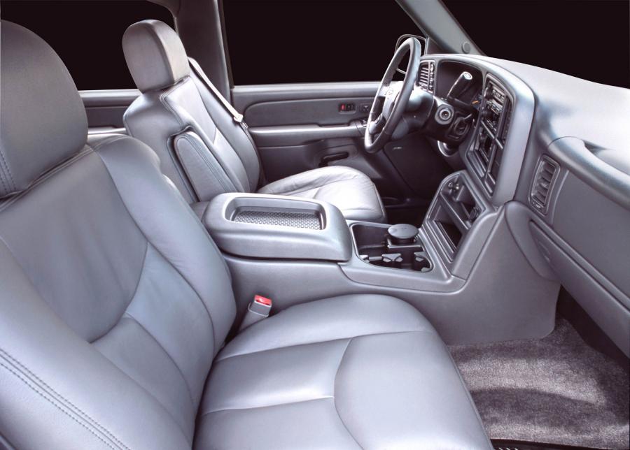  Chevrolet Avalanche 2002 года  (фото 28 из 93)